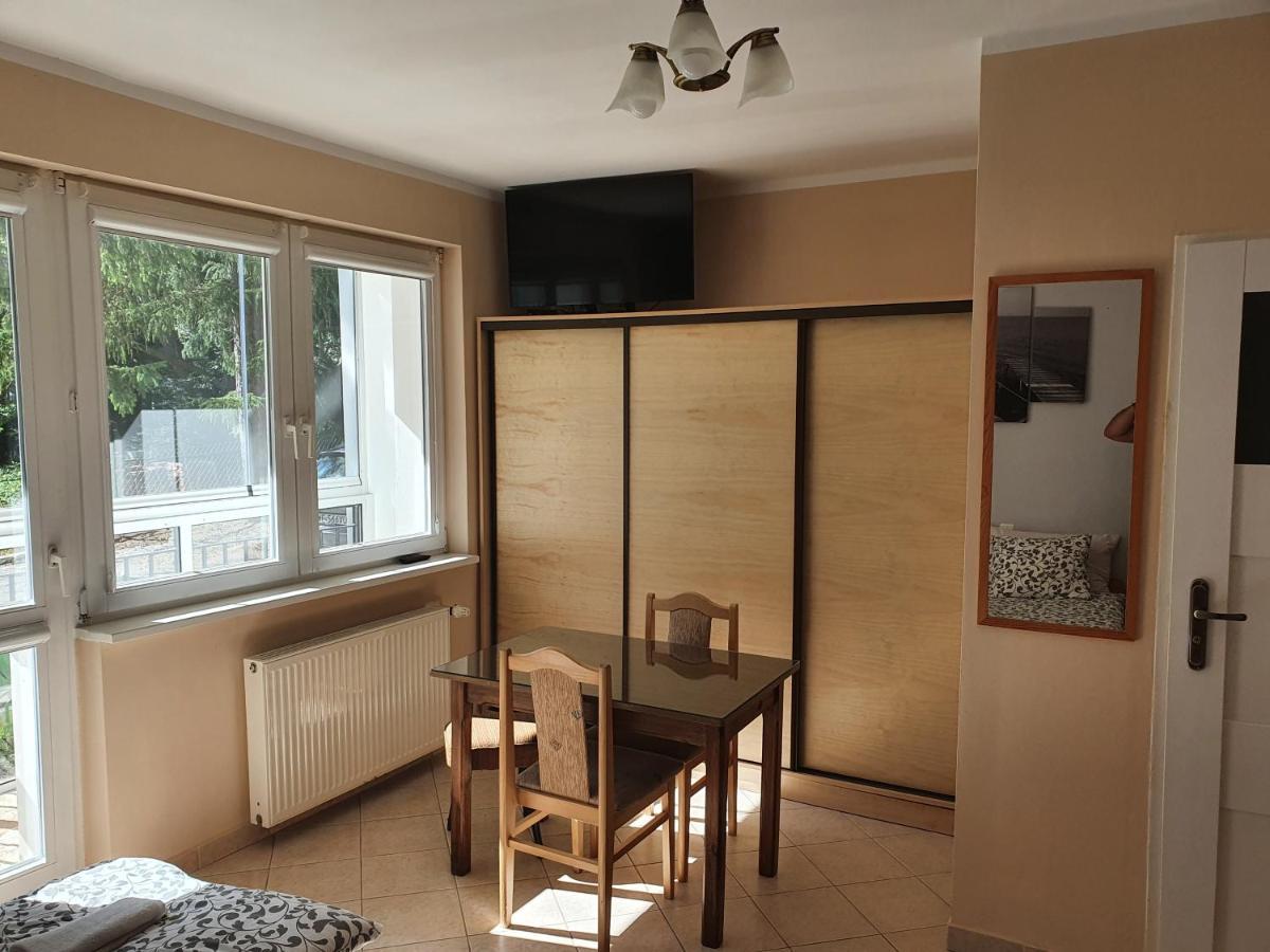 Wind Caroline Hotel Jastrzębia Góra Екстериор снимка